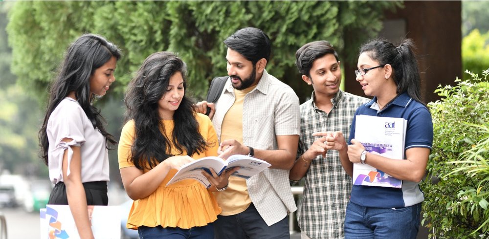 IGNOU students studying together